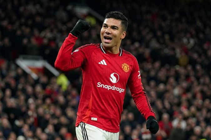 Casemiro teve atuação destacada na vitória do Manchester United sobre o Tottenham pelo Campeonato Inglês.
