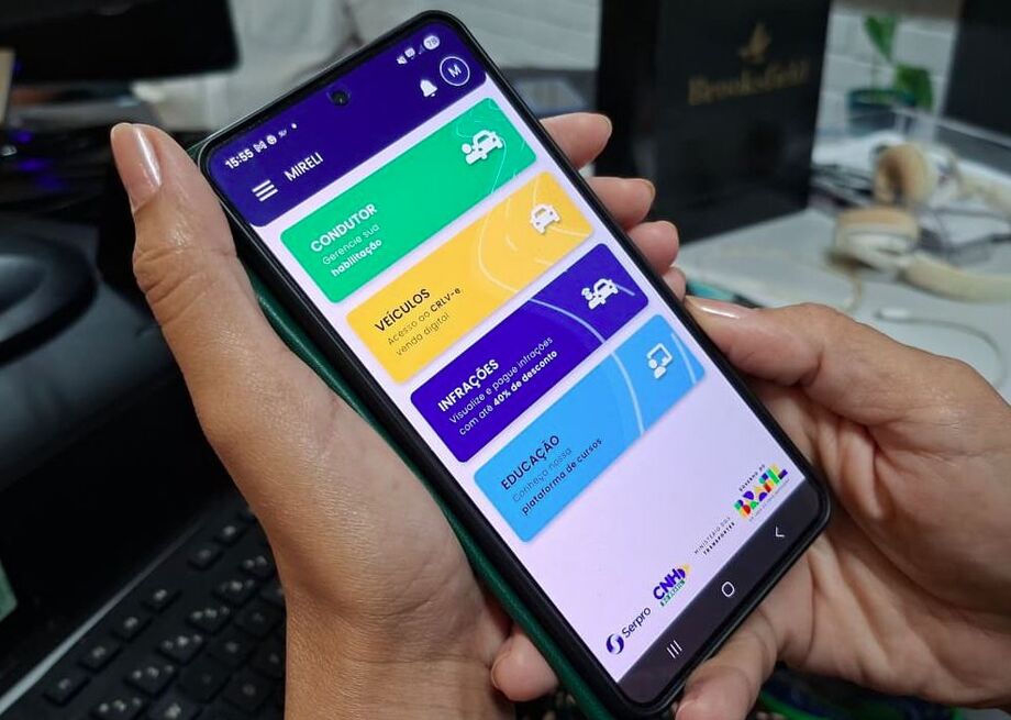 plicativo CNH do Brasil permite verificar se a habilitação já foi renovada automaticamente.