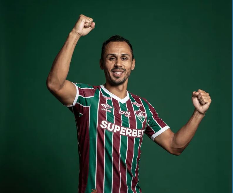 Lima é anunciado pelo América do México e reforça elenco comandado por André Jardine.