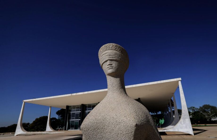 STF cobra reforço na fiscalização e uso de recursos para conter o desmatamento na Amazônia Legal.