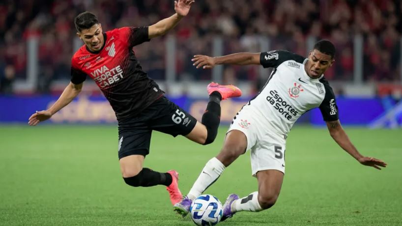 Athletico-PR cumprirá punição do STJD com arquibancadas restritas no jogo contra o Corinthians.