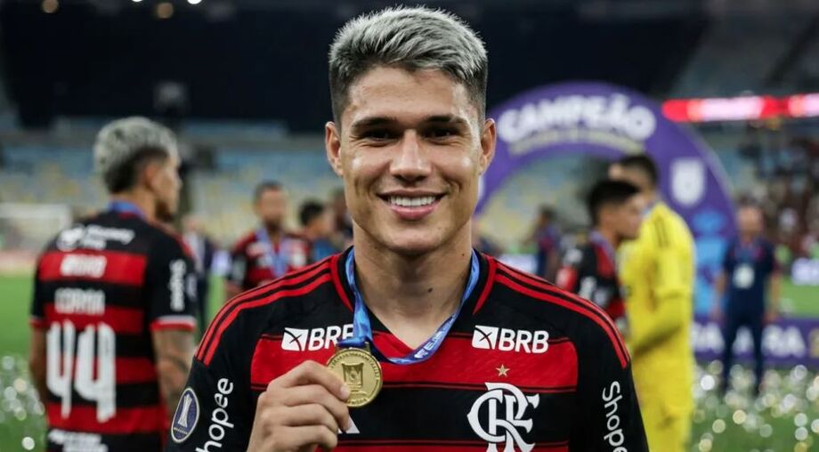 Luiz Araújo soma 151 jogos pelo Flamengo e está nos planos da comissão técnica para 2026.
