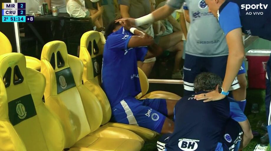Kenji deixou o campo chorando após entrada dura no empate do Cruzeiro com o Mirassol.