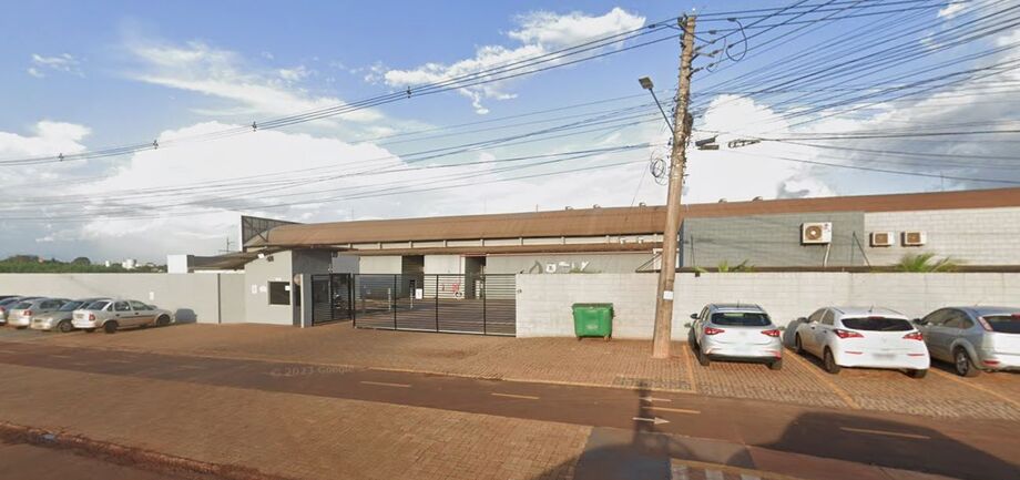 Bombeiros foram acionados para verificar possível vazamento de amônia em fábrica no Núcleo Industrial.