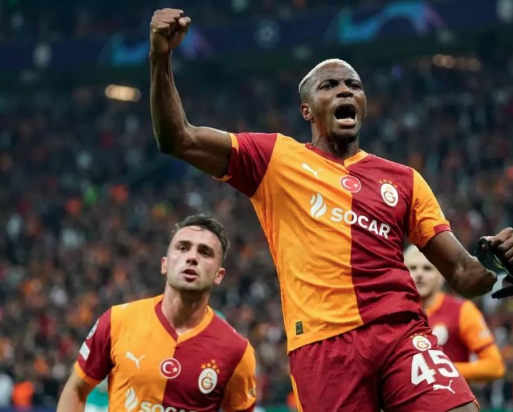 Galatasaray marcou cinco vezes em Istambul e abriu vantagem sobre a Juventus nos playoffs da Champions.