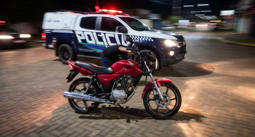 Moto furtada foi localizada após rastreamento e recuperada no Parque do Lageado