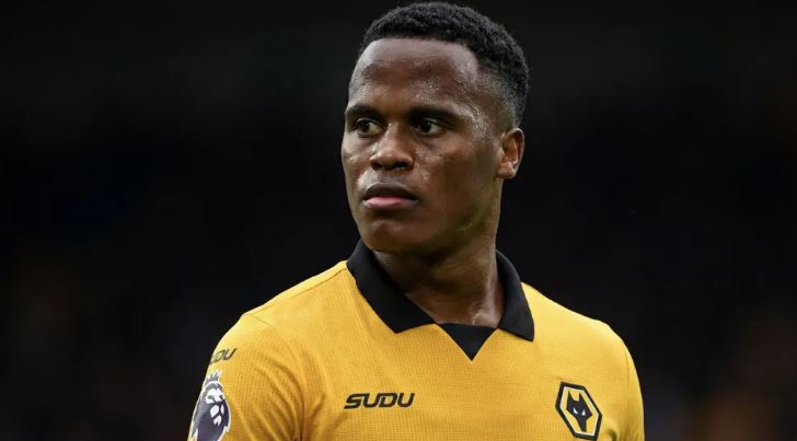 Jhon Arias é alvo do Palmeiras após proposta milionária apresentada ao Wolverhampton.