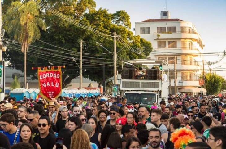 SES reforça cuidados com hidratação, alimentação e proteção solar durante o Carnaval