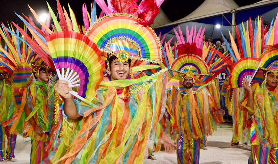 Praça do Papa recebe, a partir das 19h desta segunda-feira (16), a primeira noite de desfiles das escolas de samba de Campo Grande.