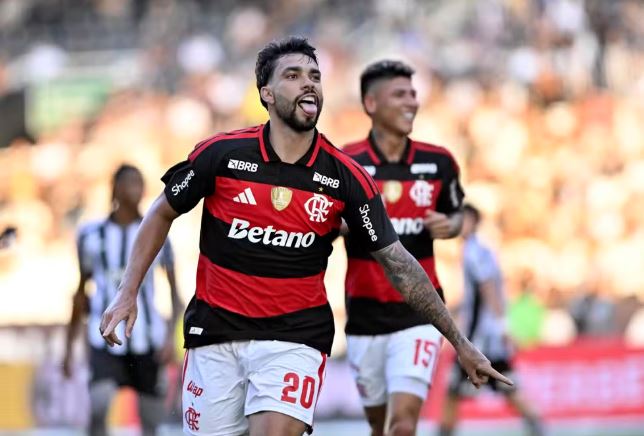 Foi o primeiro gol de Paquetá desde seu retorno à Gávea, onde agora soma 19 gols.