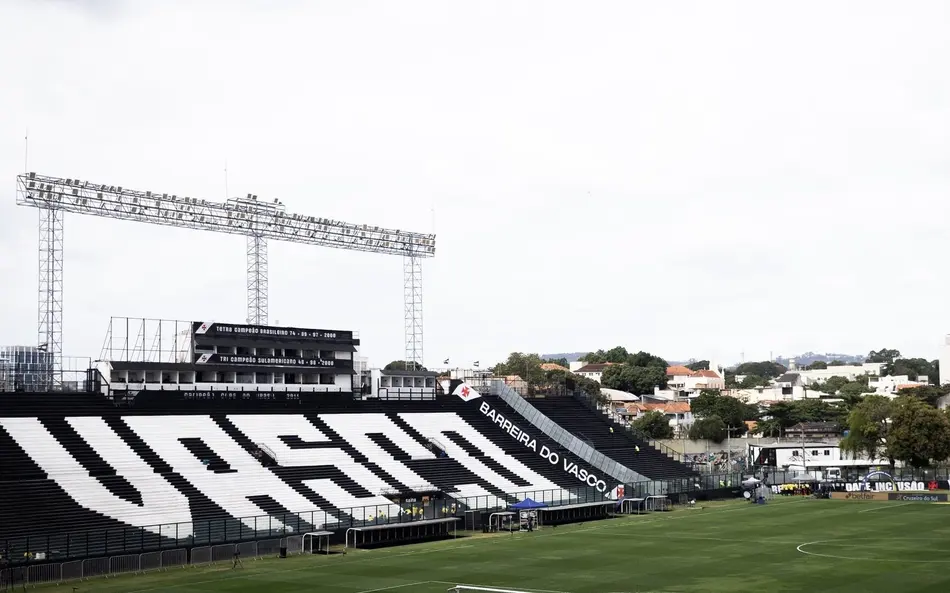 São Januário recebe o duelo entre Vasco e Atlético-MG