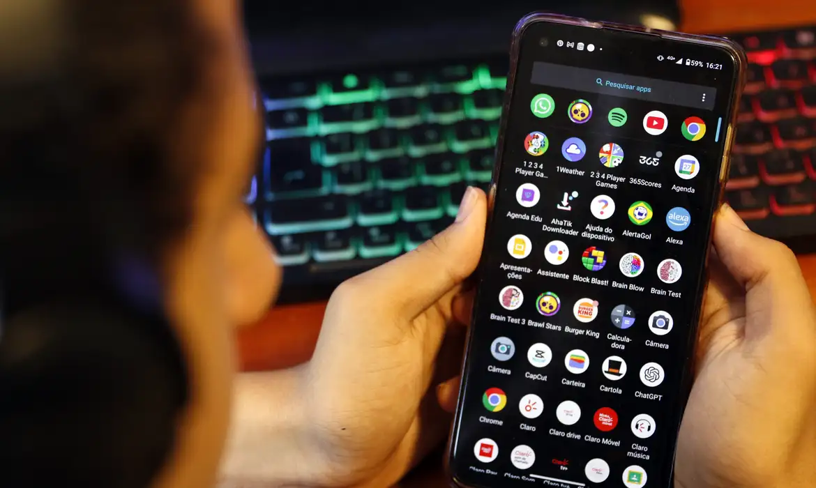 Empresas têm prazo até hoje para informar à ANPD medidas de adequação ao ECA Digital.