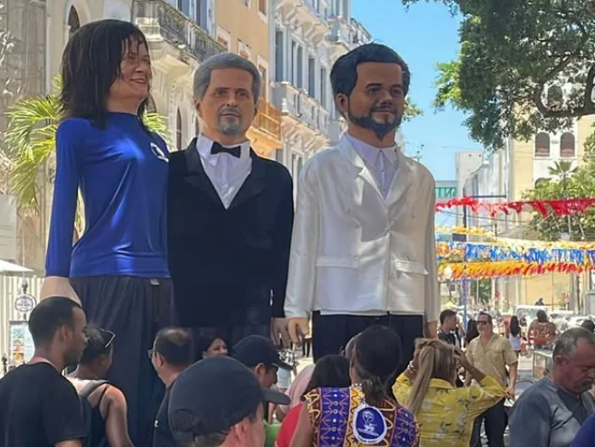 Homenagem foi revelada pelo próprio Kleber Mendonça Filho nas redes sociais