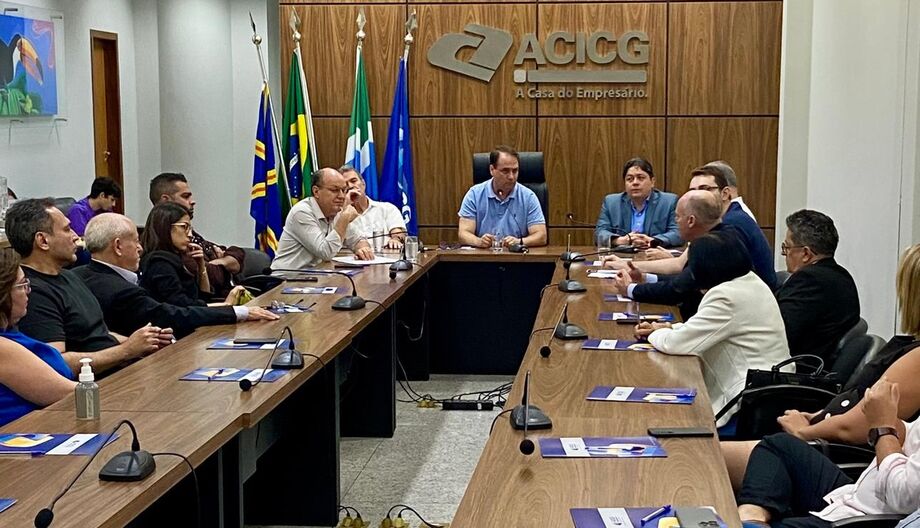 Encontro emergencial reuniu lideranças da Associação Comercial e representantes do Conselho Regional de Contabilidade (CRC/MS), do Sindicato das Empresas de Serviços Contábeis (Sescon/MS) e da Associação Sul-Mato-Grossense de Supermercados (AMAS)