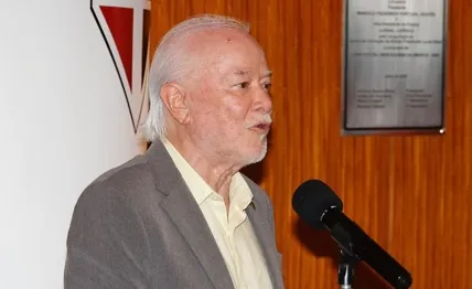 Presidente do São Paulo participou de reunião do Conselho após denúncia envolvendo venda de ingressos de cortesia no MorumBis.