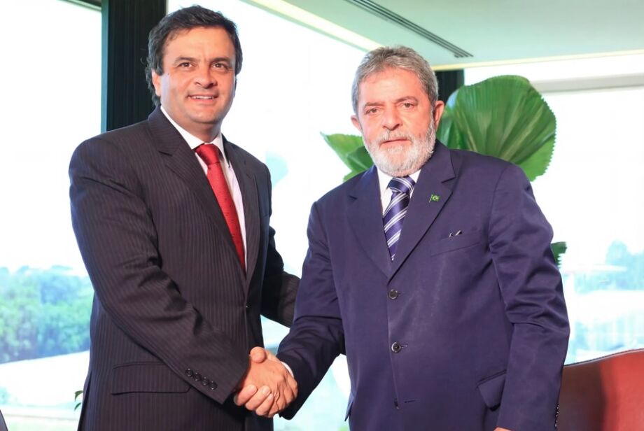 Aécio Neves afirmou que recebeu convite de Lula para disputar a Presidência em 2010 fora do PSDB
