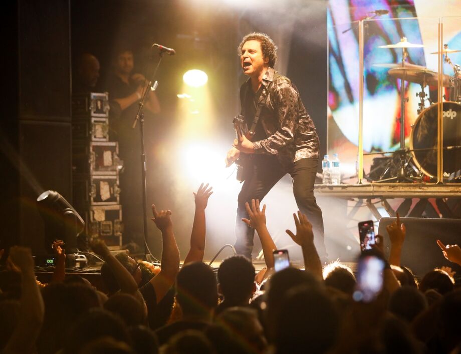 Frejat traz o show Frejat Ao Vivo para a segunda edição do Araruna Fest, no Bosque Expo, em Campo Grande, no dia 30 de maio.