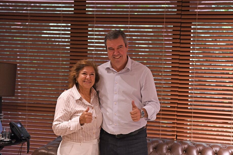 Dione Hashioka confirma pré-candidatura após reunião com o governador Eduardo Riedel.