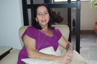 Psicóloga Valeria Rezende une experiência como orientadora educacional e pesquisas no exterior