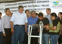 Carlos Marun participa de assinatura de contrato de 250 casas.