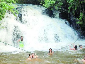 O ambiente é um recanto relaxante, com opções de lazer para todas idades