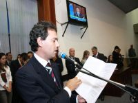 MARQUINHOS TRAD - Os serviços essenciais são de consumo necessário e, na sua grande maioria, sem a p