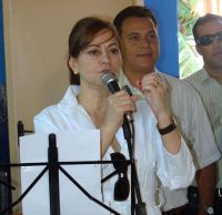 MAGALI - preocupada com social