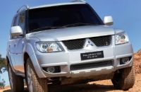 Mitsubishi Pajero TR4 2010 com retoques visuais e motor mais potente, que rende 140 cavalos com apen