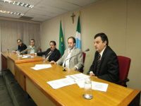 Crise faz receita crescer só 3,7%, mas despesa teve alta de 14,6%