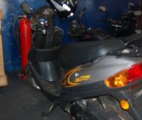 Scooter de 50 cc: Autorização para circular custa caro