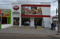 A mais nova loja da Big Beef fica na rua Bom Pastor no bairro Vilas Boas.