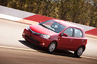 Mesmo na versão mais barata, motor do Etios é equipado com motor 1.3