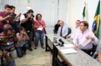 Imprensa foi convocada ontem pelo prefeito