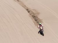 Piloto brasileiro Jean Azevedo encara duna