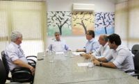 Puccinelli e diretoria do sindicato
