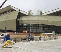 Estádio está com obras atrasadas