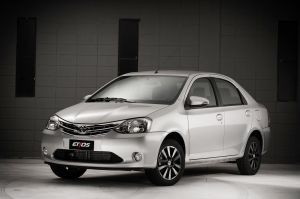 Nas concessionárias a partir de 19 de setembro, a linha Etios 2015 se apresenta nas versões X, XS, XLS e Platinum