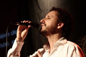 O cantor Leonardo Gonçalves