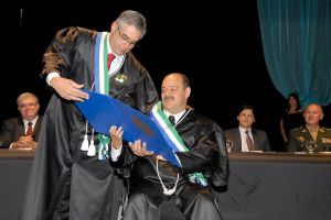 Desembargador Nery Sá e Silva de Azambuja assumiu a presidência e a corregedoria do Tribunal
