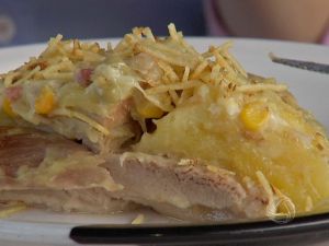 Carne deve estar toda desossada para o preparo.