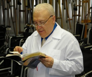 O missionário David Martins Miranda, 78 anos, sofreu um infarto.