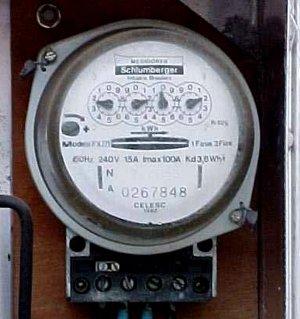 O kwh para o consumidor residencial B1 passou de R$ 0,45229, ontem, para R$ 0,46470