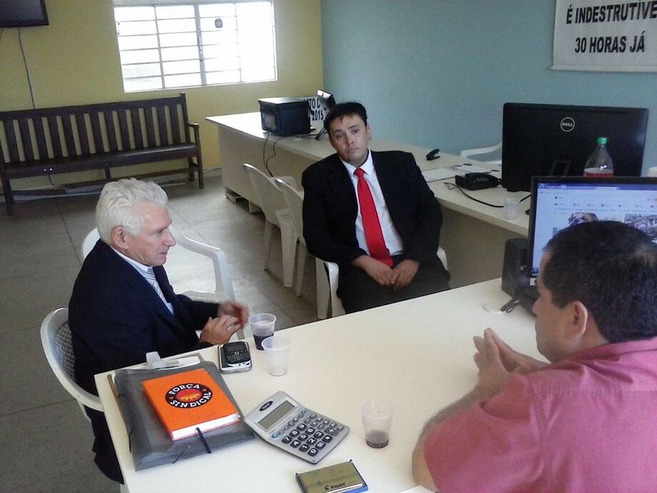 Durante a reunião, João Carvalho, esclareceu sobre o assunto que já está sendo discutido com a Prefeitura Municipal
