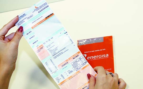 Nos postos de atendimento ao cliente da distribuidora deve ter tabela informando esse direito