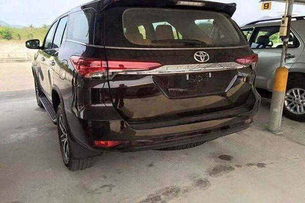 Traseira ficou ainda mais imponente