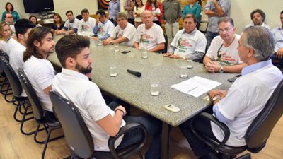 Reunião de Artistas Regionais com Governador