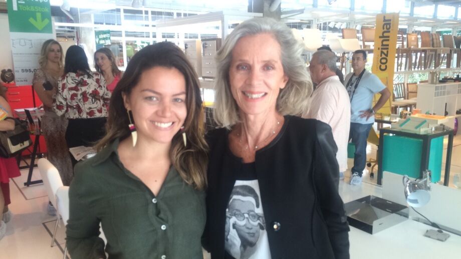 Viviane Feitosa e Ghislaine Dubrule, fundadora da Tok & Stok