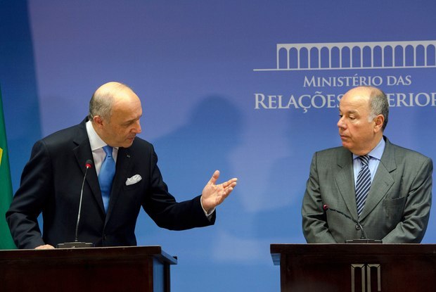 O ministro das Relações Exteriores francês, Laurent Fabius, ofereceu neste domingo a ajuda da França para prevenir possíveis atentados terroristas nos Jogos Olímpicos de 2016, no Rio de Janeiro.