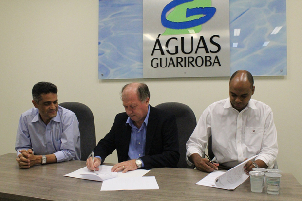 O convênio foi assinado por José João Fonseca, presidente da Águas Guariroba, Josélio Alves Raymundo, diretor executivo da concessionária e pelo presidente do CREA-MS, Dirson Freitag.