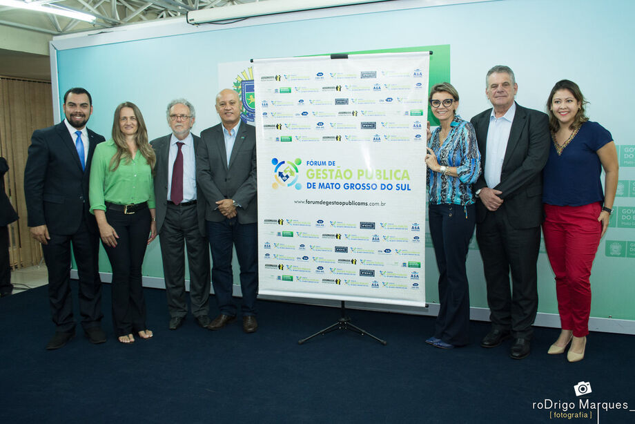 Equipe do CRA-MS, Fundacao Dom Cabral e Governo do Estado